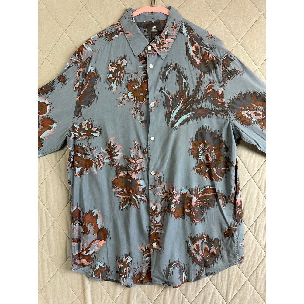 H&M Button Up Men's Large‎ Long Sleeve Regular Fit Floral